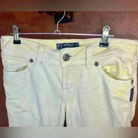 Silver Suki Yellow Capri Pants - Picture 2 of 7